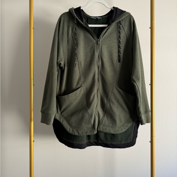 Title Nine 25th Hour Fleece Swacket zip up relaxed hoodie women’s Sz M olive - Picture 4 of 7